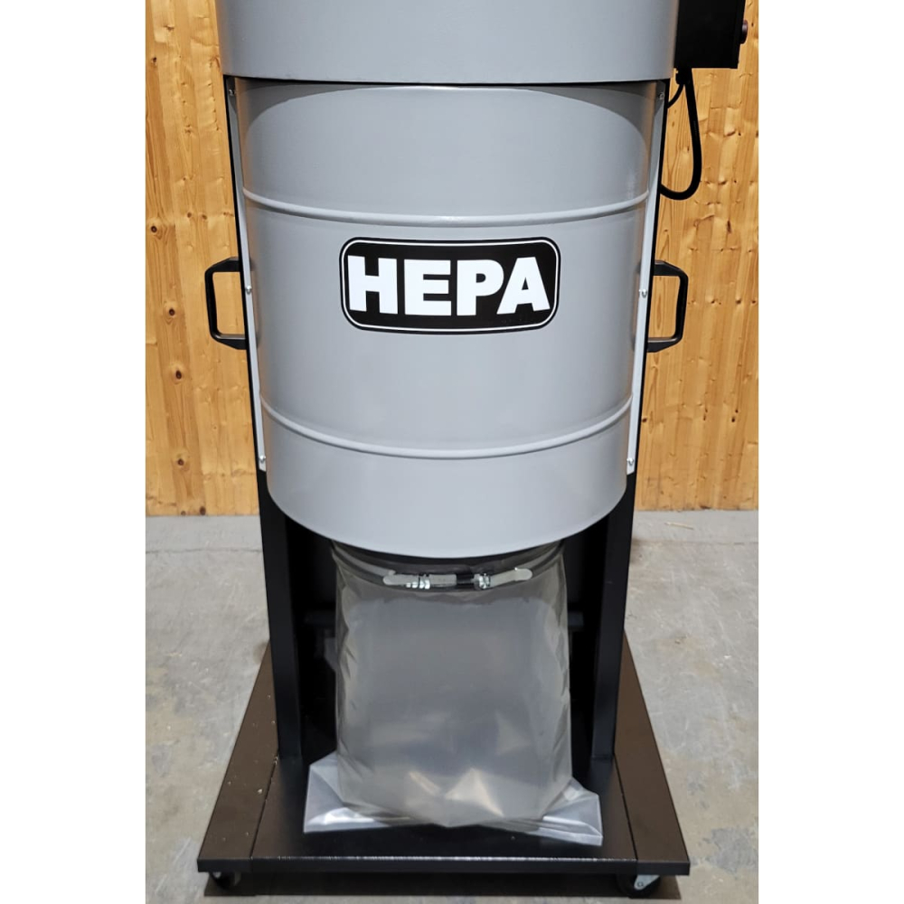 (image for) Charnwood C400RA 4hp 240v HEPA Cyclone Extractor with Remote Start & Auto Filter Cleaning