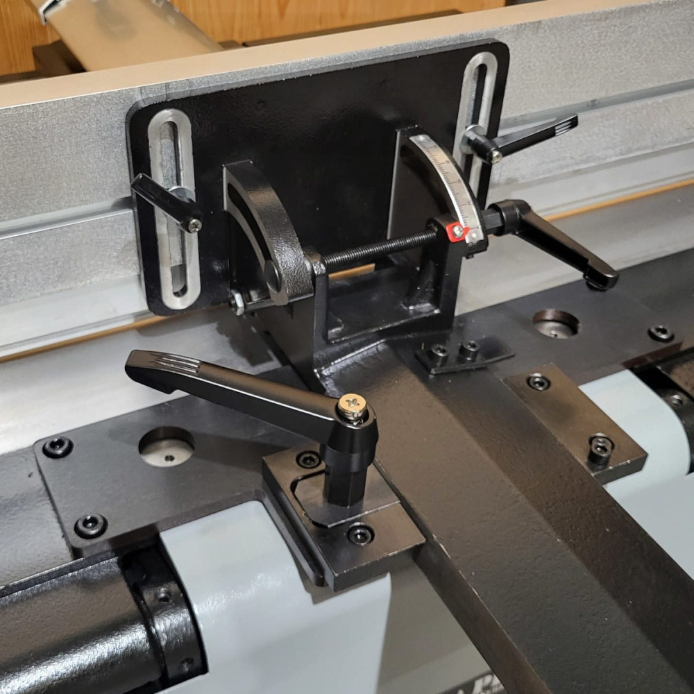 (image for) Charnwood PT16S Planer Thicknesser 16" x 9" With Spiral Cutter Block