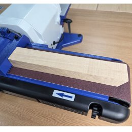 (image for) Charnwood BD48P Belt & Disc Sander 4" x 8", BC01 Cleaner, VB300 & 4 x 8" Discs (Package Deal)