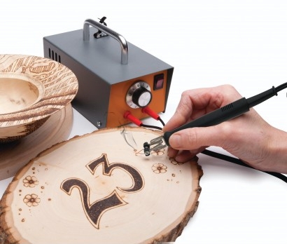 (image for) Peter Child Artist's Pyrography Machine